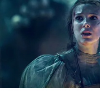 怪奇物语中的米莉鲍比布朗在Netflix的少女预告片中与一条类似权力的游戏的龙对决